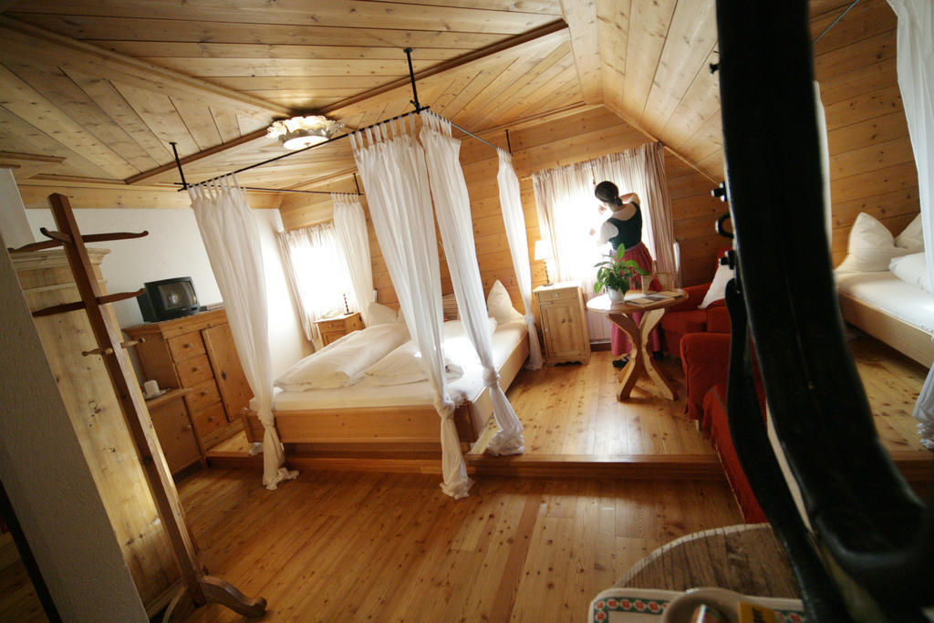 Hotel Fahrnberger Göstling an der Ybbs Стая снимка